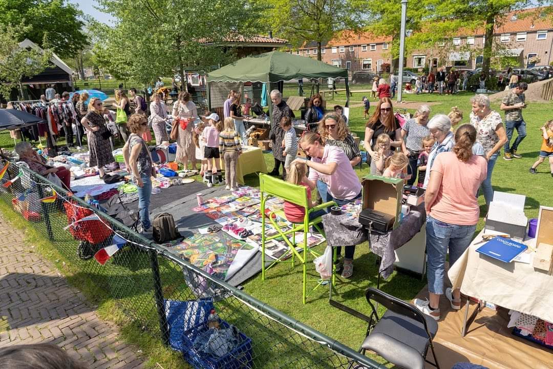 themafeesten rommelmarkt